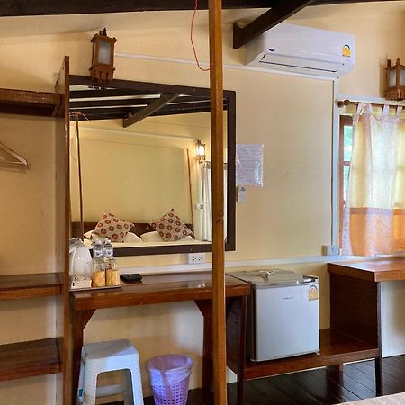Ailay Hotel Ко Паям Екстериор снимка