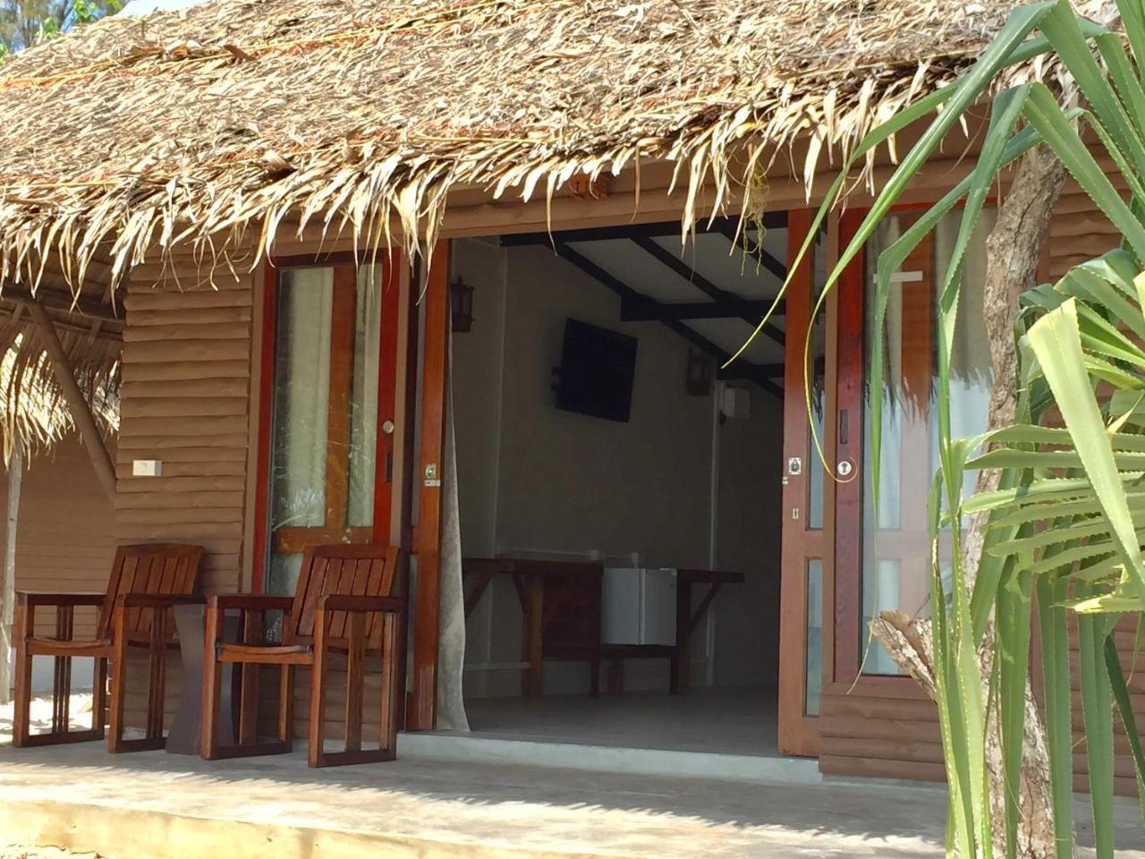 Ailay Hotel Ко Паям Екстериор снимка